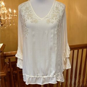 Romantic Coquette Embroidered Floral Ivory Long-Sleeve w/Ruffled Hem Blouse
